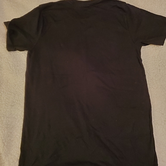 Barbara Mandrell size Medium black Tshirt.   In good condition - Picture 4 of 4